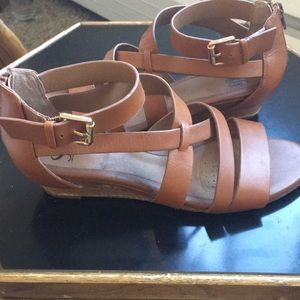 Sofft gladiator style cross strap sandals
